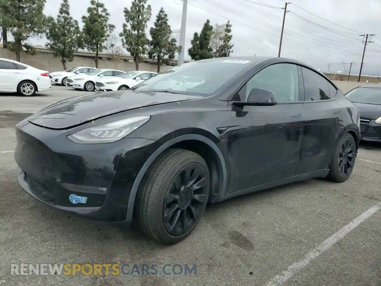 1 Photograph of a damaged car 5YJYGAEE5MF143672 TESLA MODEL Y 2021