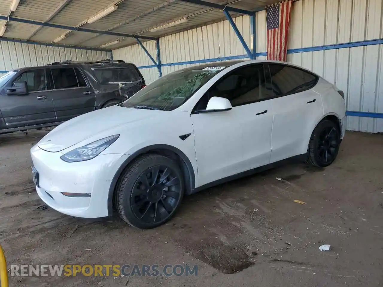 1 Фотография поврежденного автомобиля 5YJYGAEE6MF207315 TESLA MODEL Y 2021
