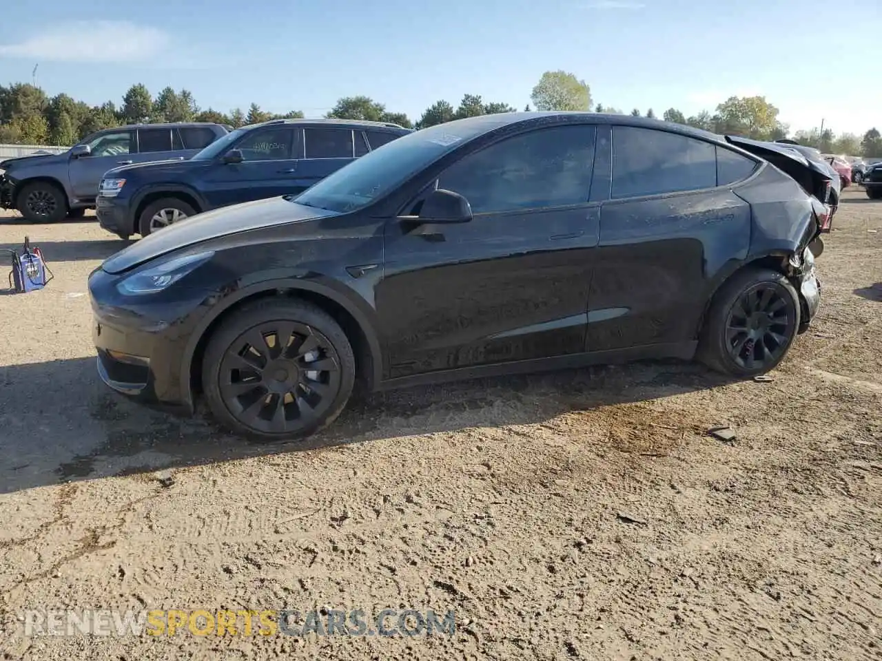 1 Photograph of a damaged car 5YJYGAEE7MF116294 TESLA MODEL Y 2021