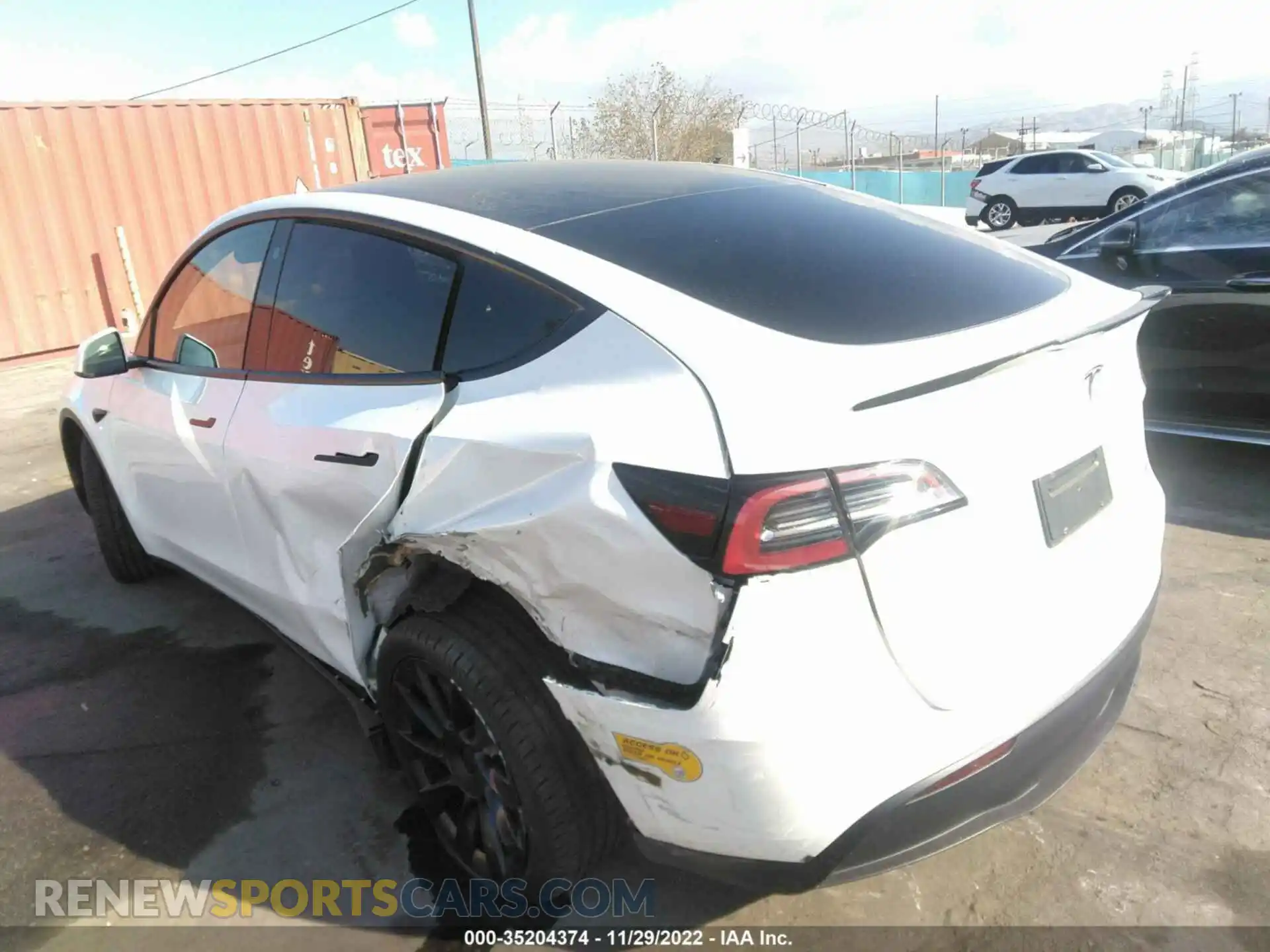 3 Photograph of a damaged car 5YJYGAEE7MF214726 TESLA MODEL Y 2021