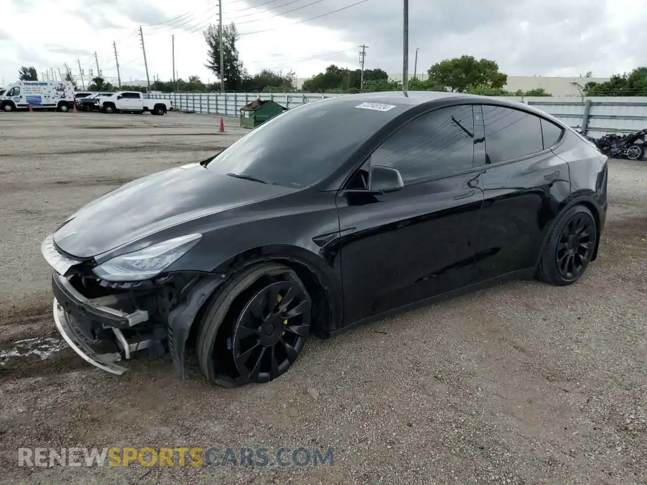 1 Photograph of a damaged car 5YJYGAEE7MF249136 TESLA MODEL Y 2021