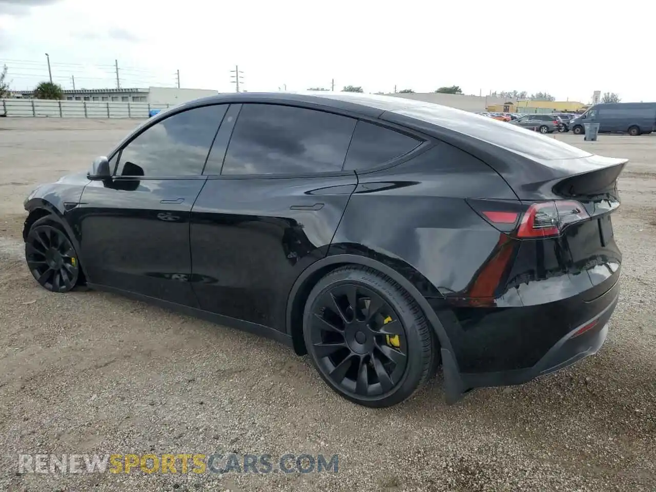 2 Photograph of a damaged car 5YJYGAEE7MF249136 TESLA MODEL Y 2021