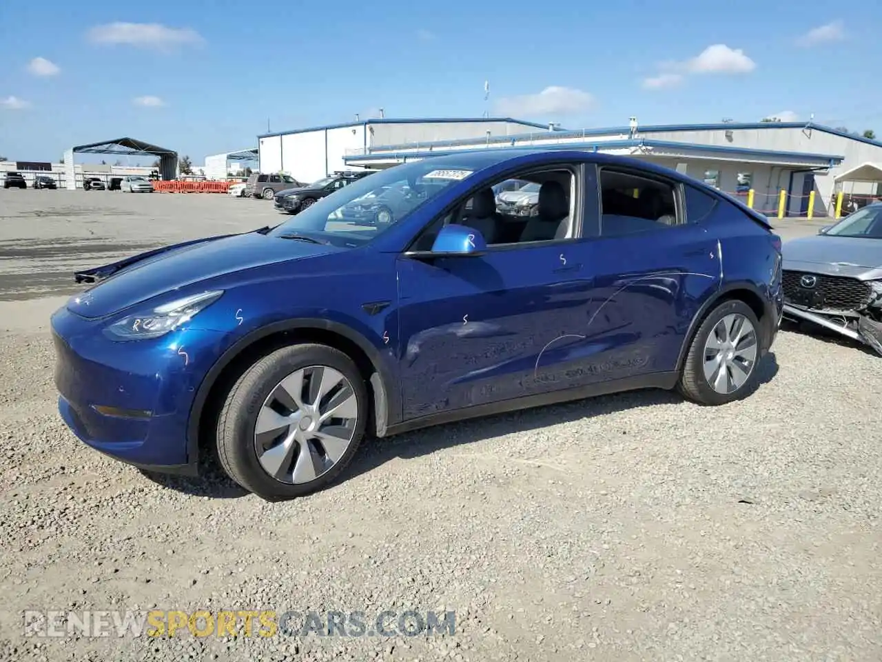 1 Photograph of a damaged car 5YJYGAEE8MF174415 TESLA MODEL Y 2021