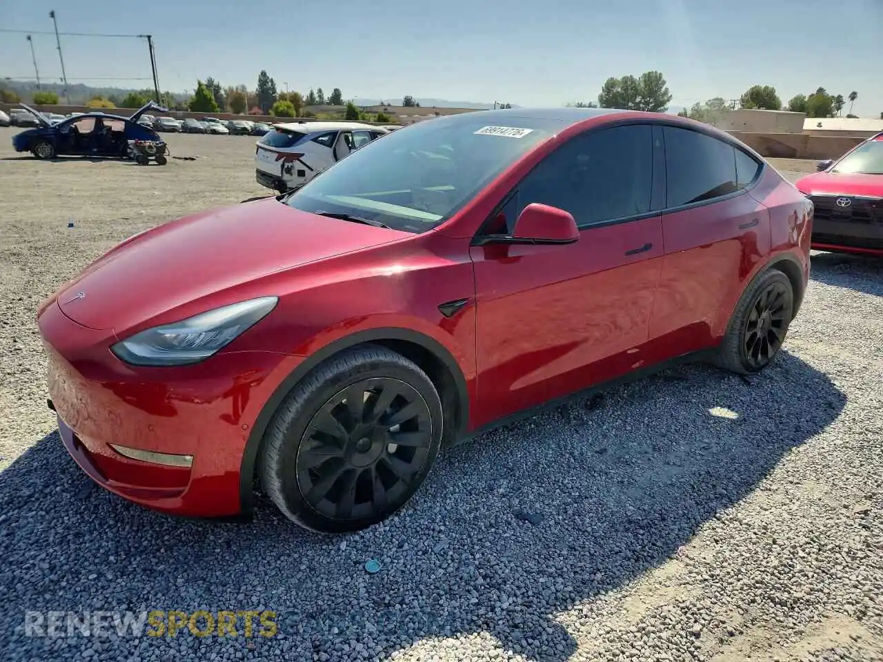 1 Photograph of a damaged car 5YJYGAEE8MF222754 TESLA MODEL Y 2021