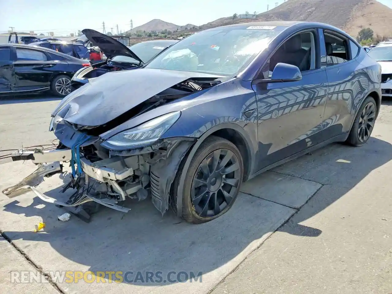 1 Фотография поврежденного автомобиля 5YJYGAEE8MF276765 TESLA MODEL Y 2021