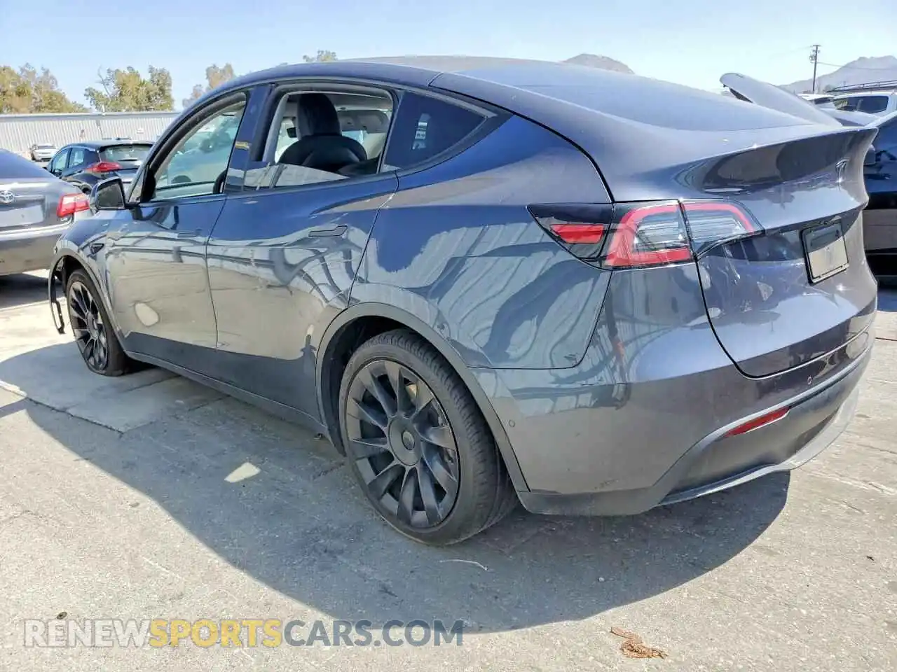 2 Фотография поврежденного автомобиля 5YJYGAEE8MF276765 TESLA MODEL Y 2021