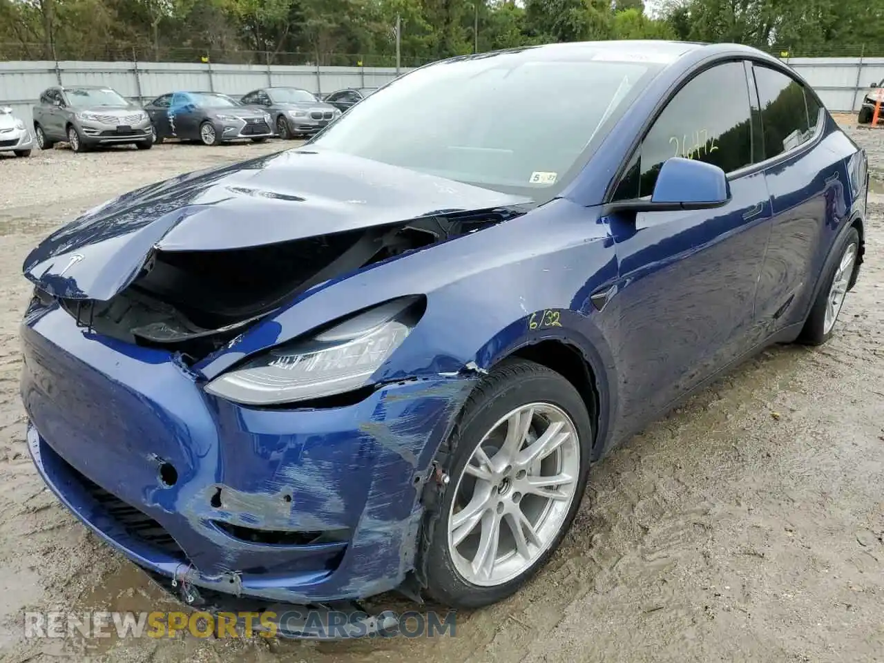 2 Photograph of a damaged car 5YJYGAEE9MF184046 TESLA MODEL Y 2021