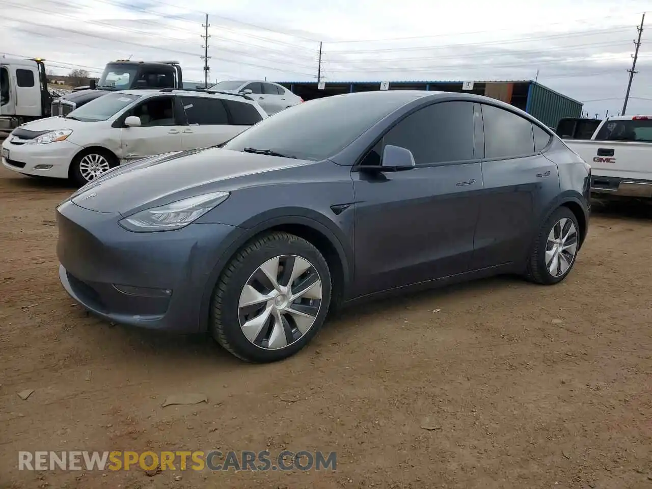1 Photograph of a damaged car 5YJYGAEE9MF185536 TESLA MODEL Y 2021