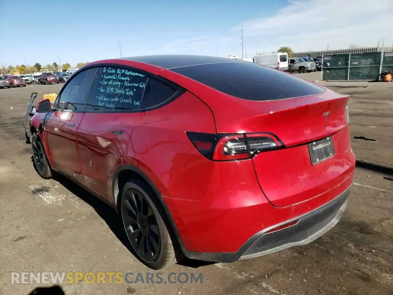 3 Photograph of a damaged car 5YJYGAEE9MF204196 TESLA MODEL Y 2021