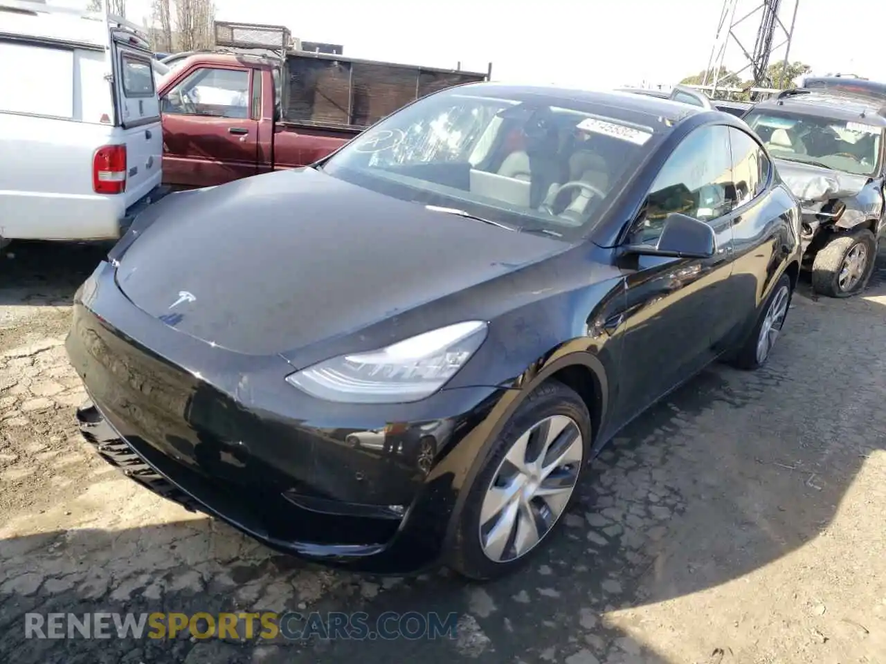 2 Photograph of a damaged car 5YJYGAEE9MF204540 TESLA MODEL Y 2021