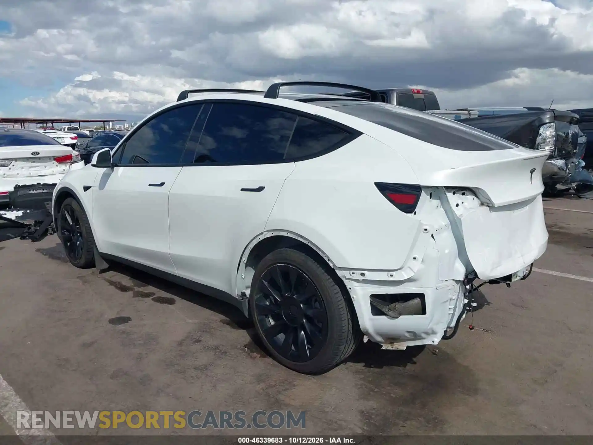 3 fotografías del automóvil dañado 5YJYGAEE9MF212721 TESLA MODEL Y 2021