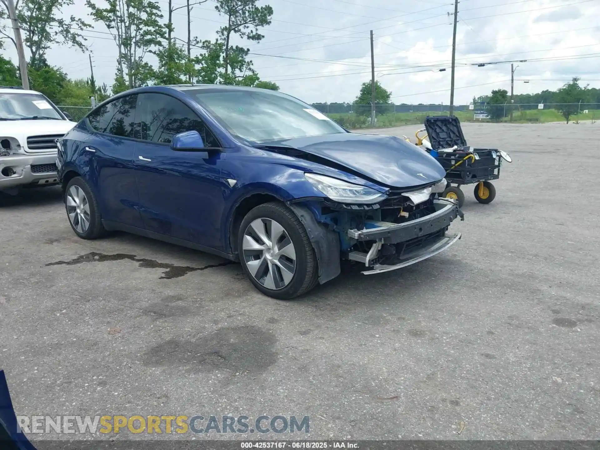 1 Фотография поврежденного автомобиля 5YJYGAEEXMF148513 TESLA MODEL Y 2021