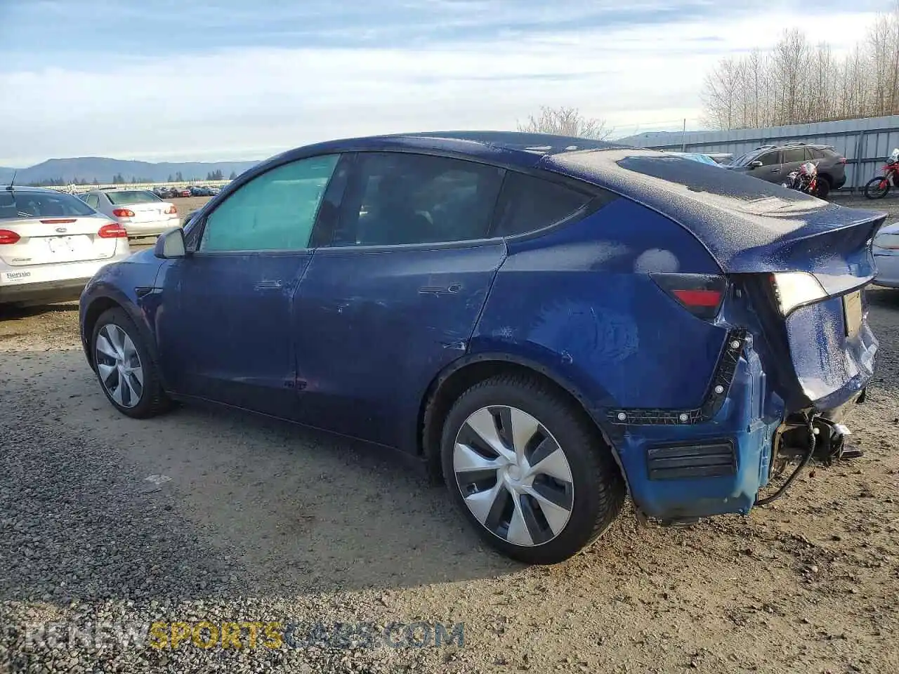 2 Photograph of a damaged car 5YJYGAEEXMF206538 TESLA MODEL Y 2021