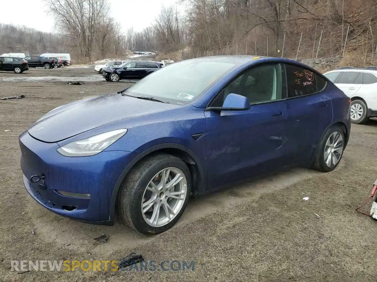 1 Photograph of a damaged car 5YJYGDED0MF107381 TESLA MODEL Y 2021