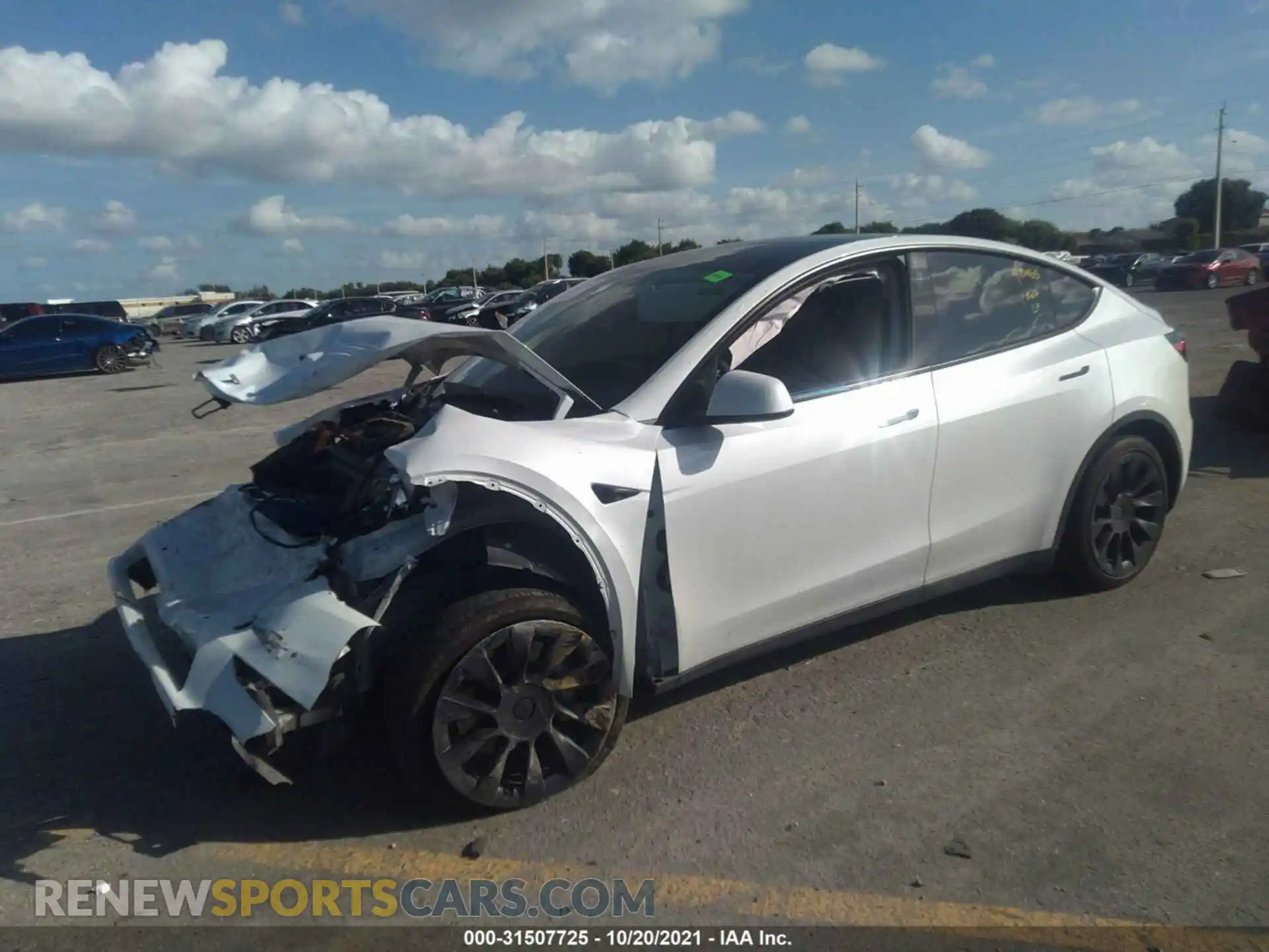 2 Photograph of a damaged car 5YJYGDED1MF115800 TESLA MODEL Y 2021