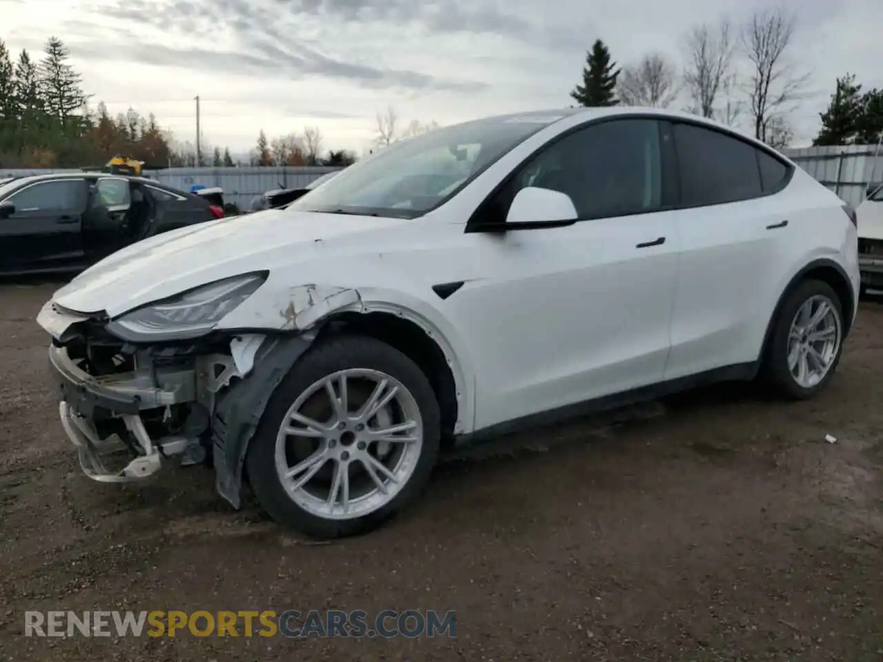 1 Photograph of a damaged car 5YJYGDED3MF119332 TESLA MODEL Y 2021