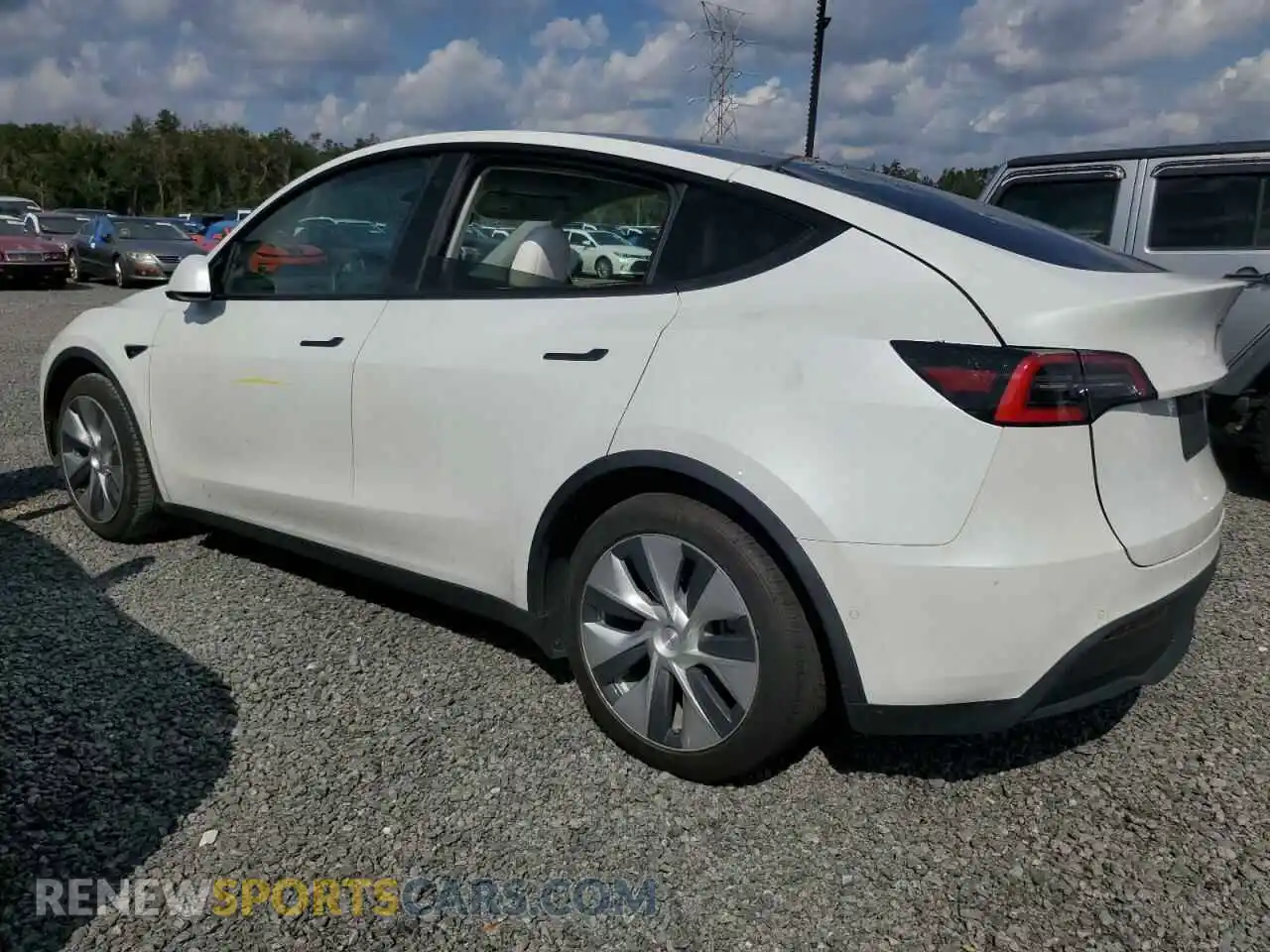 2 Photograph of a damaged car 5YJYGDED4MF109165 TESLA MODEL Y 2021