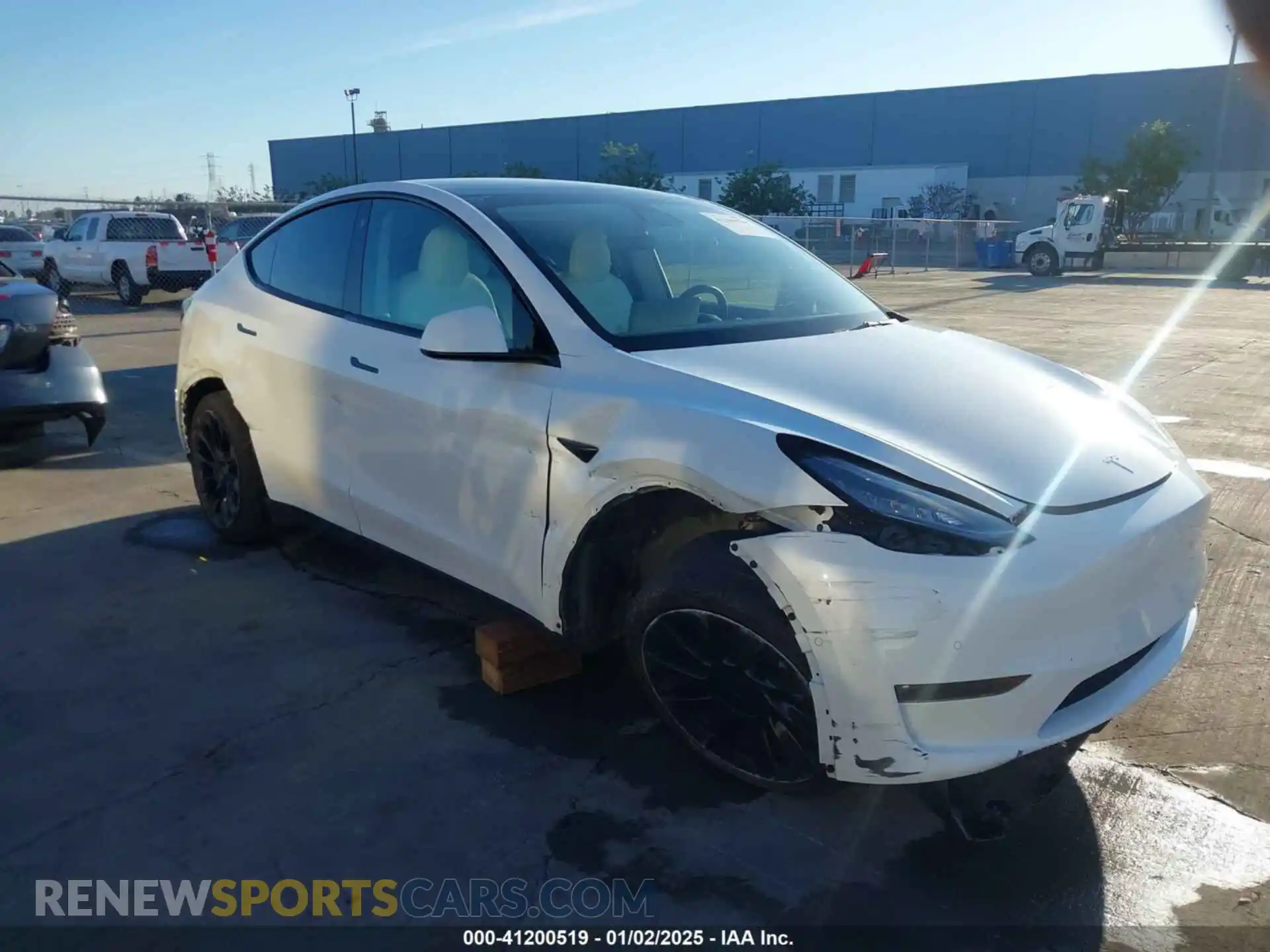 1 fotografías del automóvil dañado 5YJYGDED4MF123311 TESLA MODEL Y 2021