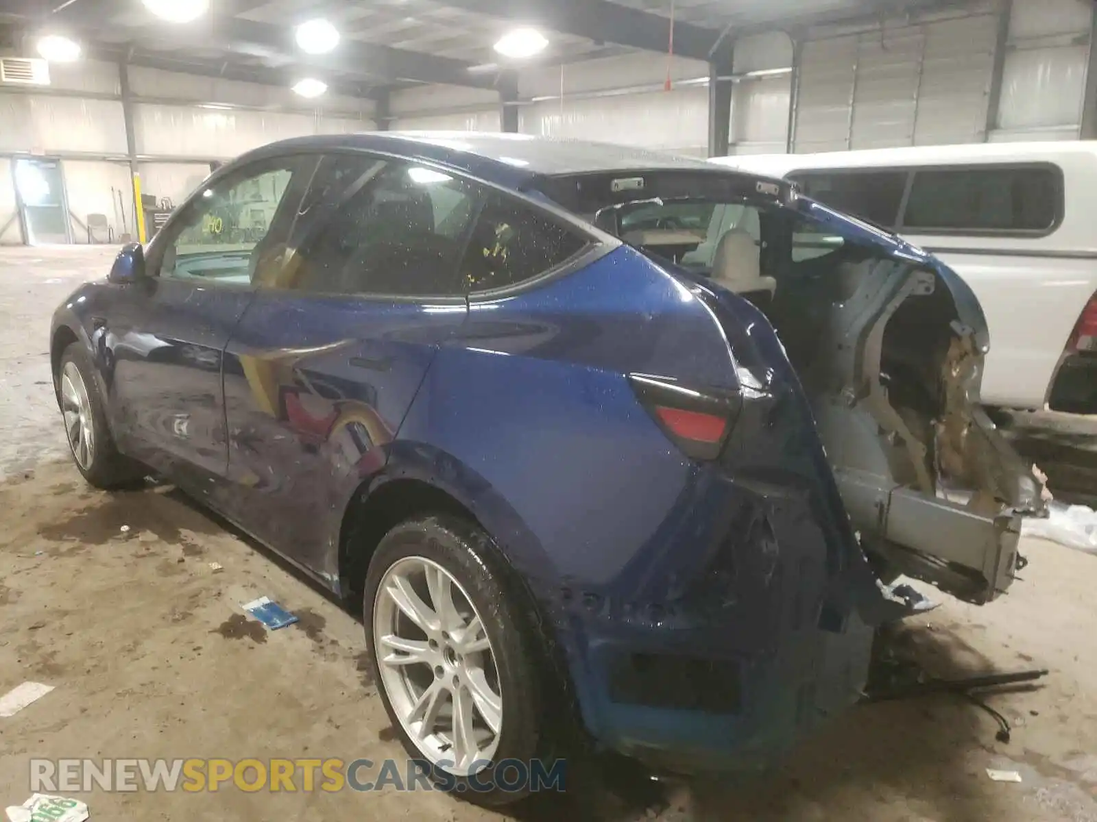 3 Photograph of a damaged car 5YJYGDED5MF103990 TESLA MODEL Y 2021