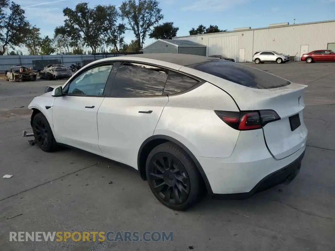 2 Photograph of a damaged car 5YJYGDED6MF103688 TESLA MODEL Y 2021