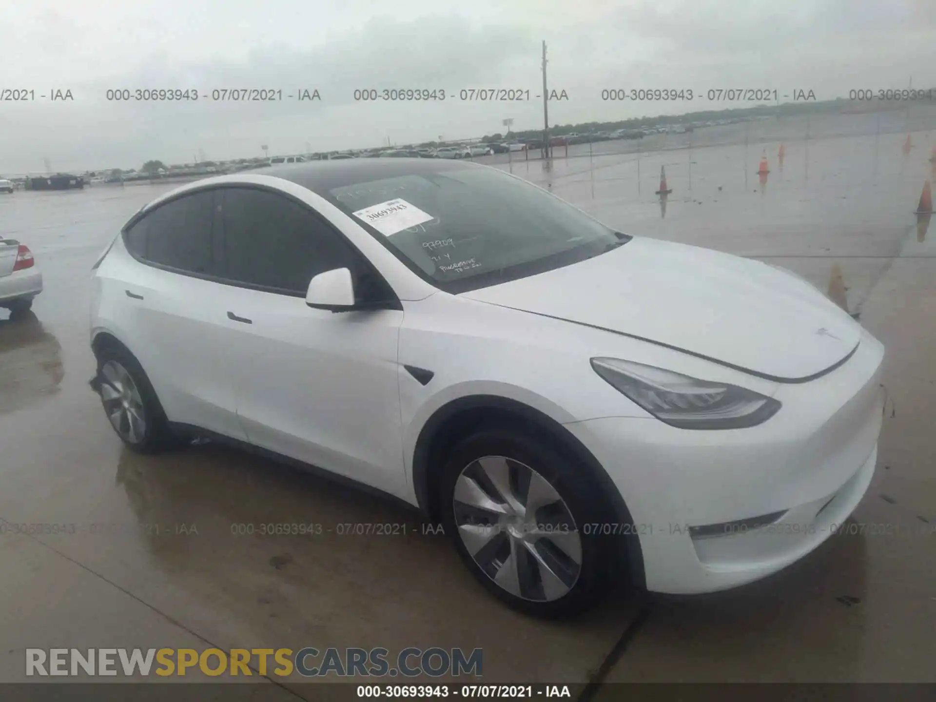 1 fotografías del automóvil dañado 5YJYGDED6MF109152 TESLA MODEL Y 2021