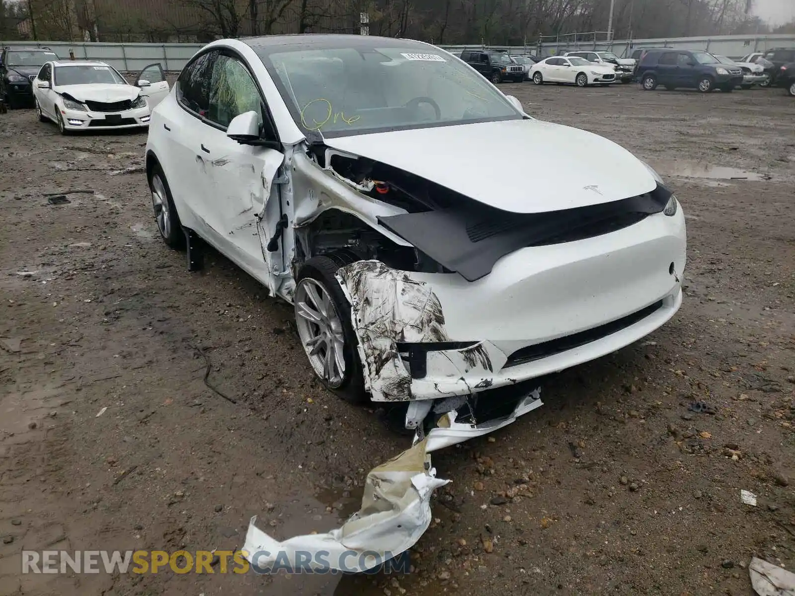 1 fotografías del automóvil dañado 5YJYGDED7MF109712 TESLA MODEL Y 2021