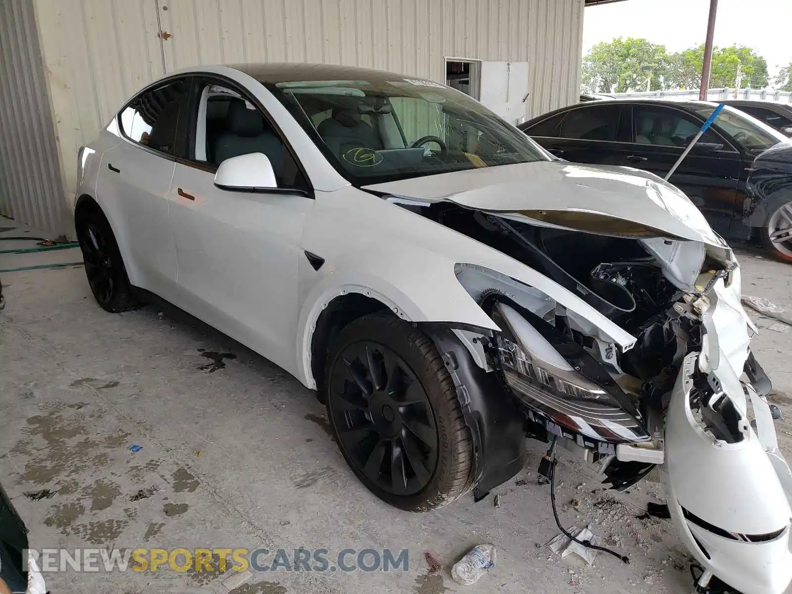 1 Photograph of a damaged car 5YJYGDED8MF103711 TESLA MODEL Y 2021