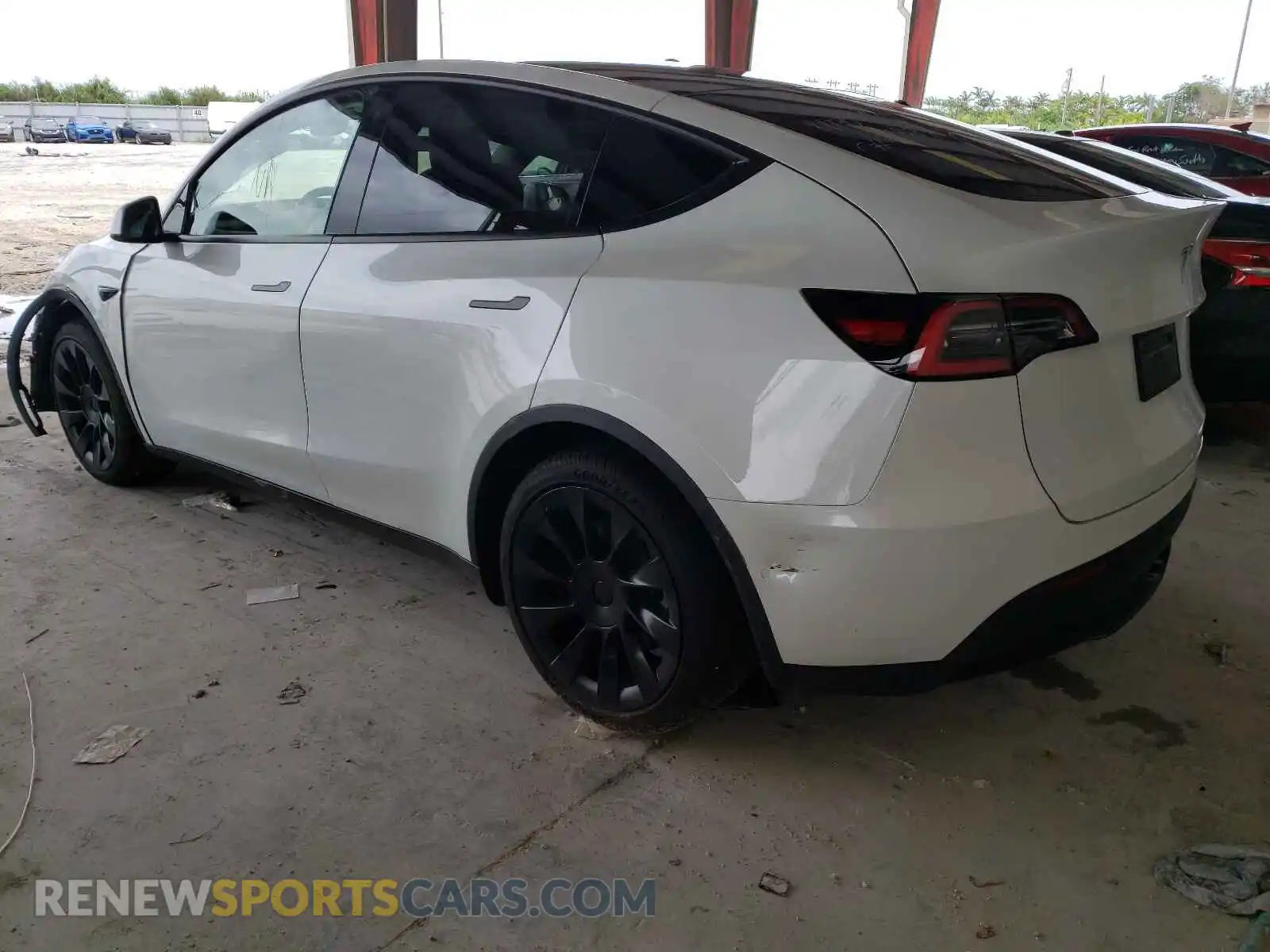 3 Photograph of a damaged car 5YJYGDED8MF103711 TESLA MODEL Y 2021