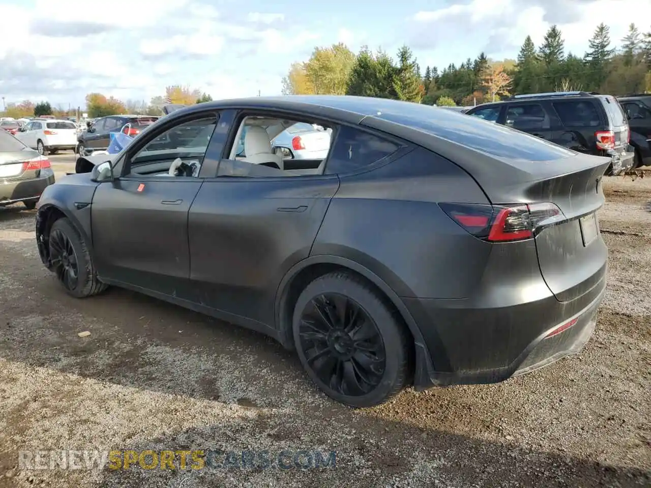 2 Photograph of a damaged car 5YJYGDED8MF124655 TESLA MODEL Y 2021