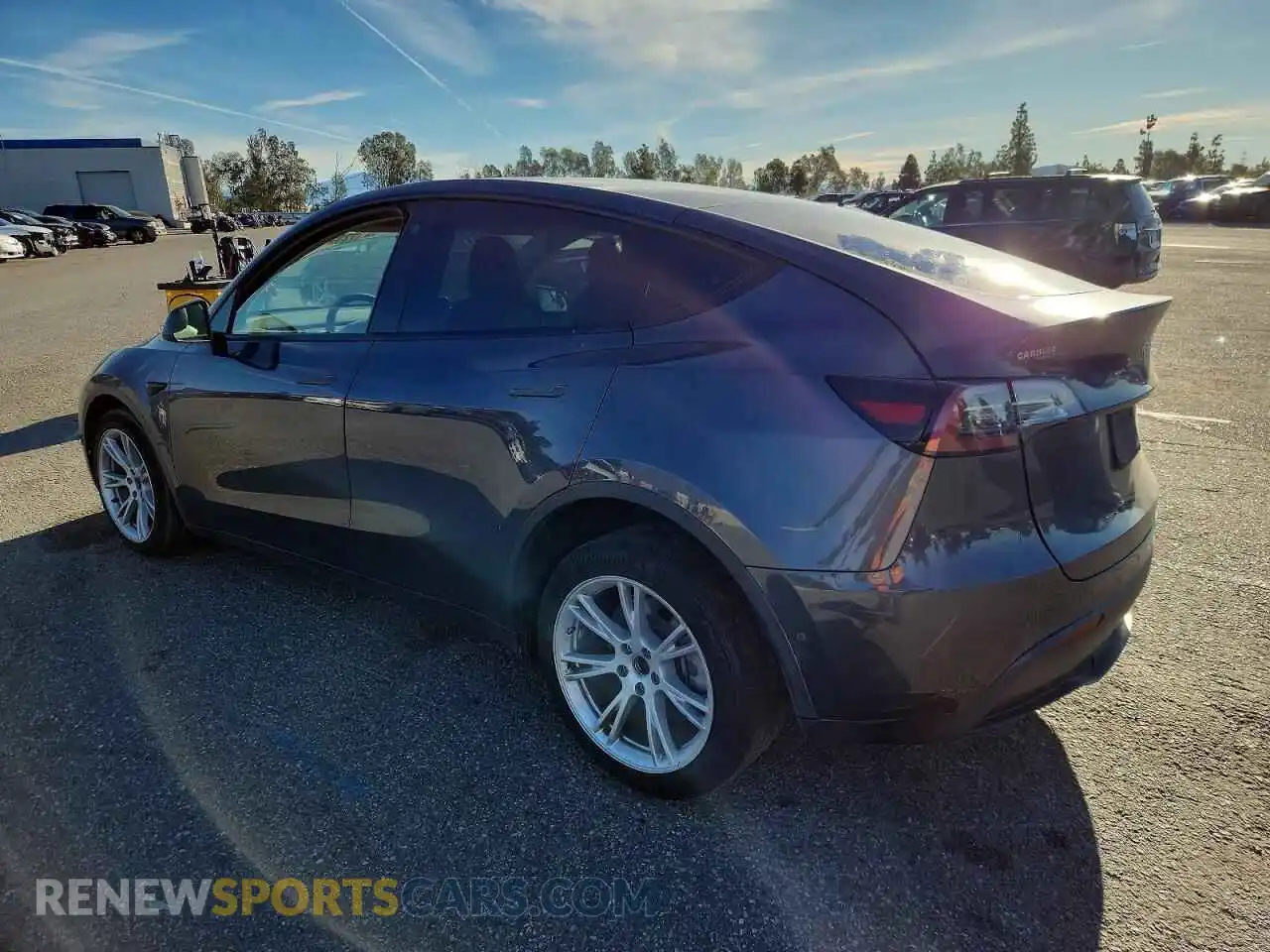 2 Photograph of a damaged car 5YJYGDED9MF107766 TESLA MODEL Y 2021