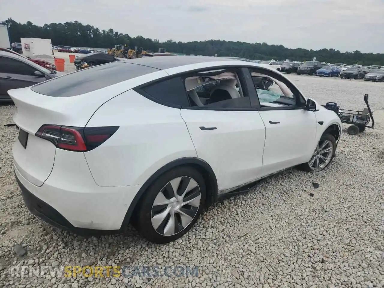 3 Photograph of a damaged car 5YJYGDEDXMF105234 TESLA MODEL Y 2021