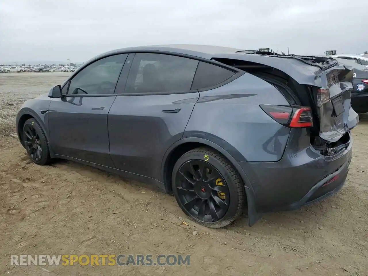 2 Photograph of a damaged car 5YJYGDEE0MF067909 TESLA MODEL Y 2021