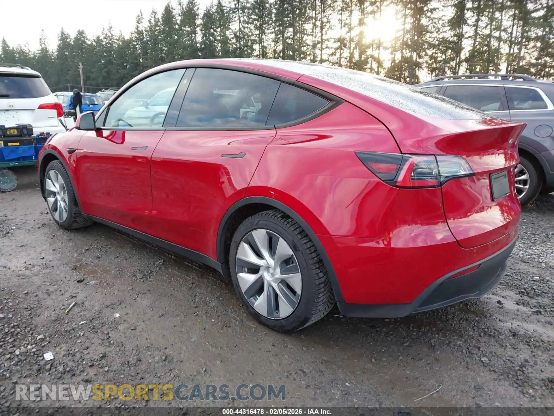 3 Photograph of a damaged car 5YJYGDEE0MF068168 TESLA MODEL Y 2021