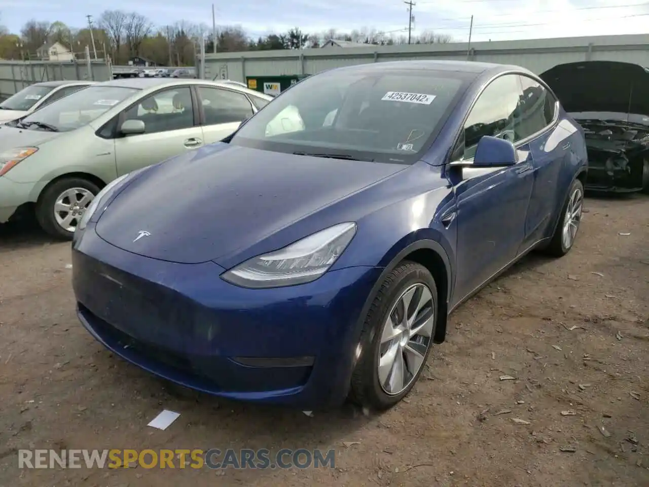 2 Photograph of a damaged car 5YJYGDEE0MF070955 TESLA MODEL Y 2021