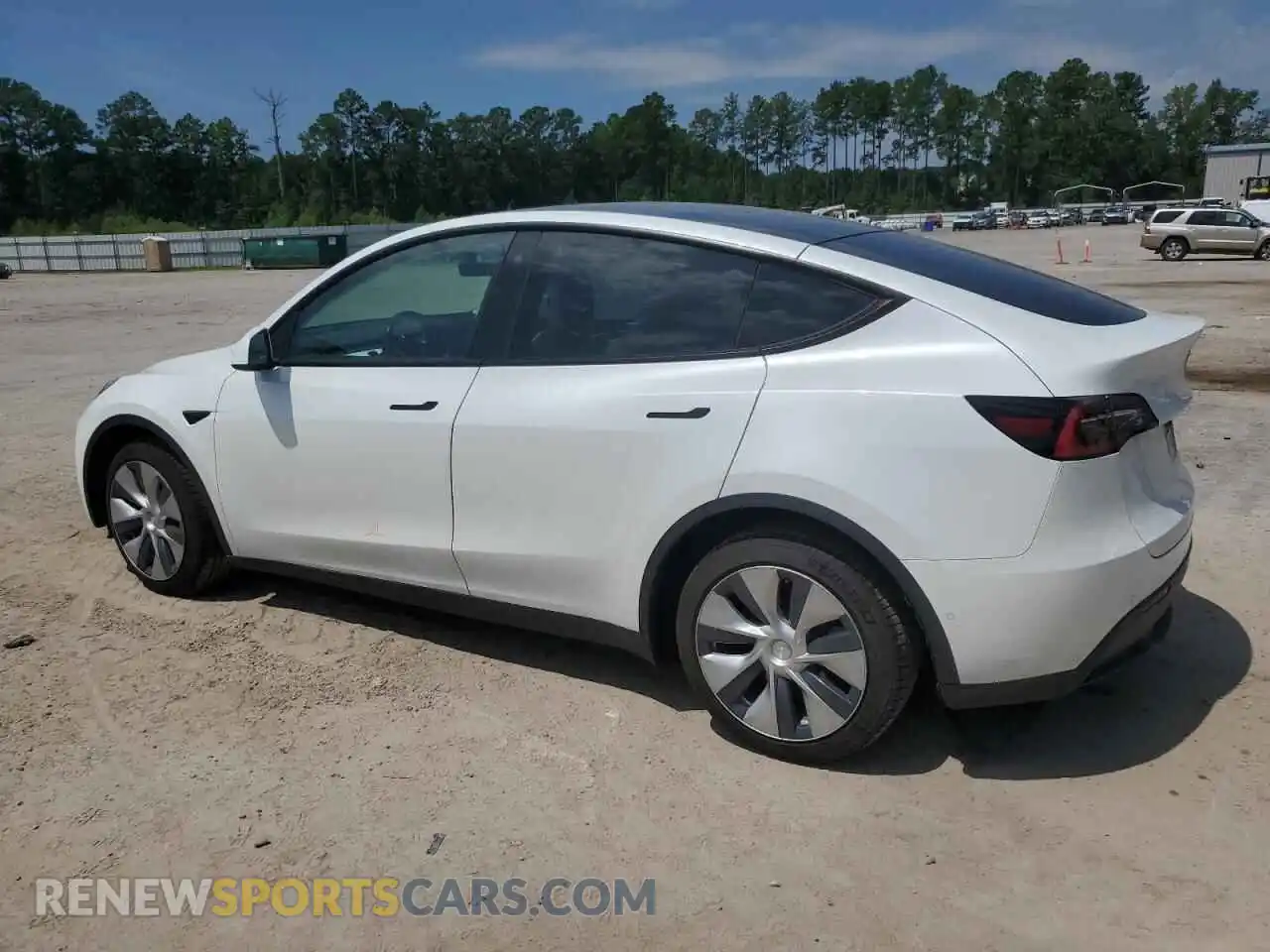2 Photograph of a damaged car 5YJYGDEE0MF076089 TESLA MODEL Y 2021