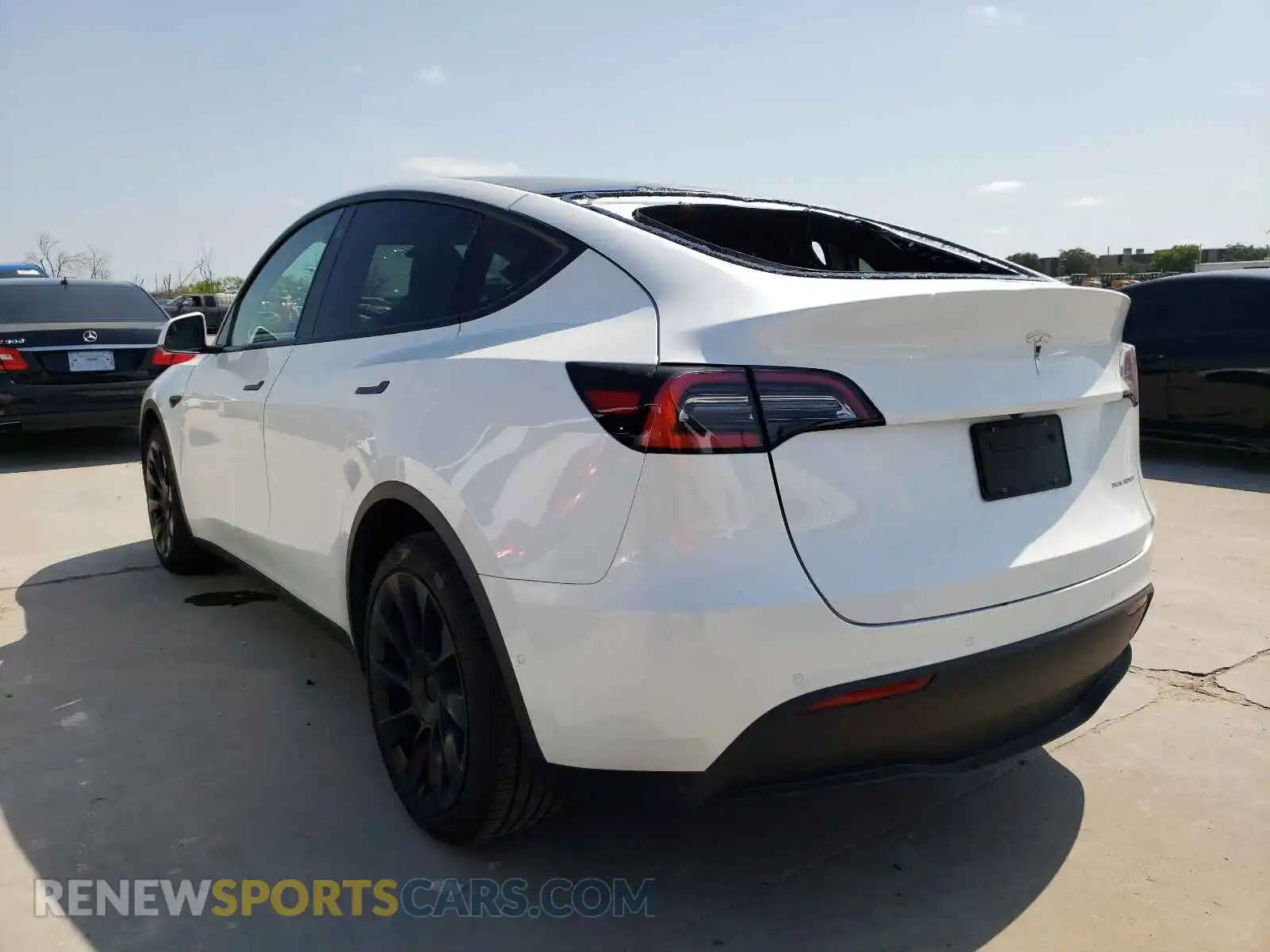 3 Фотография поврежденного автомобиля 5YJYGDEE0MF082880 TESLA MODEL Y 2021