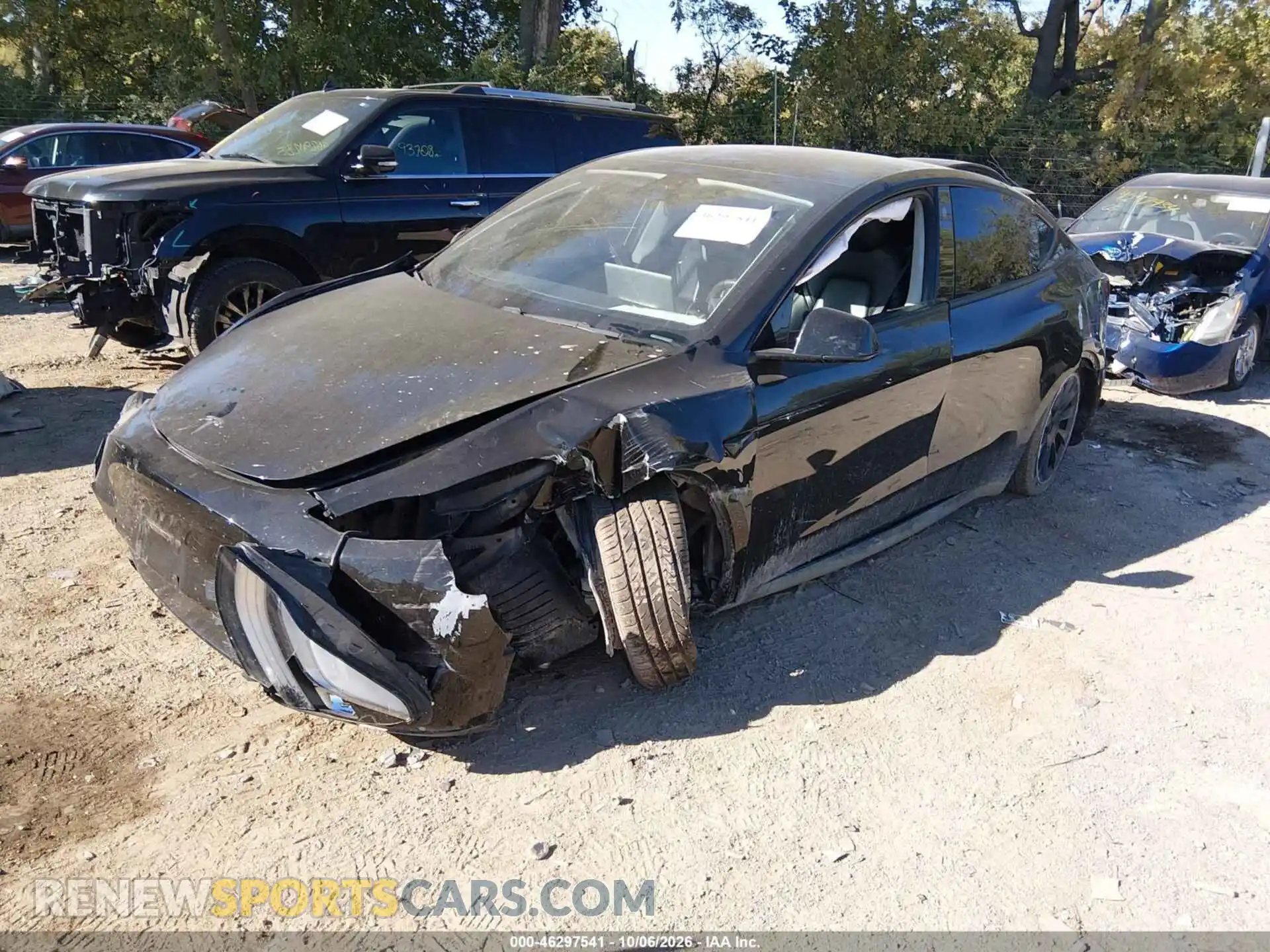 2 Photograph of a damaged car 5YJYGDEE0MF084774 TESLA MODEL Y 2021