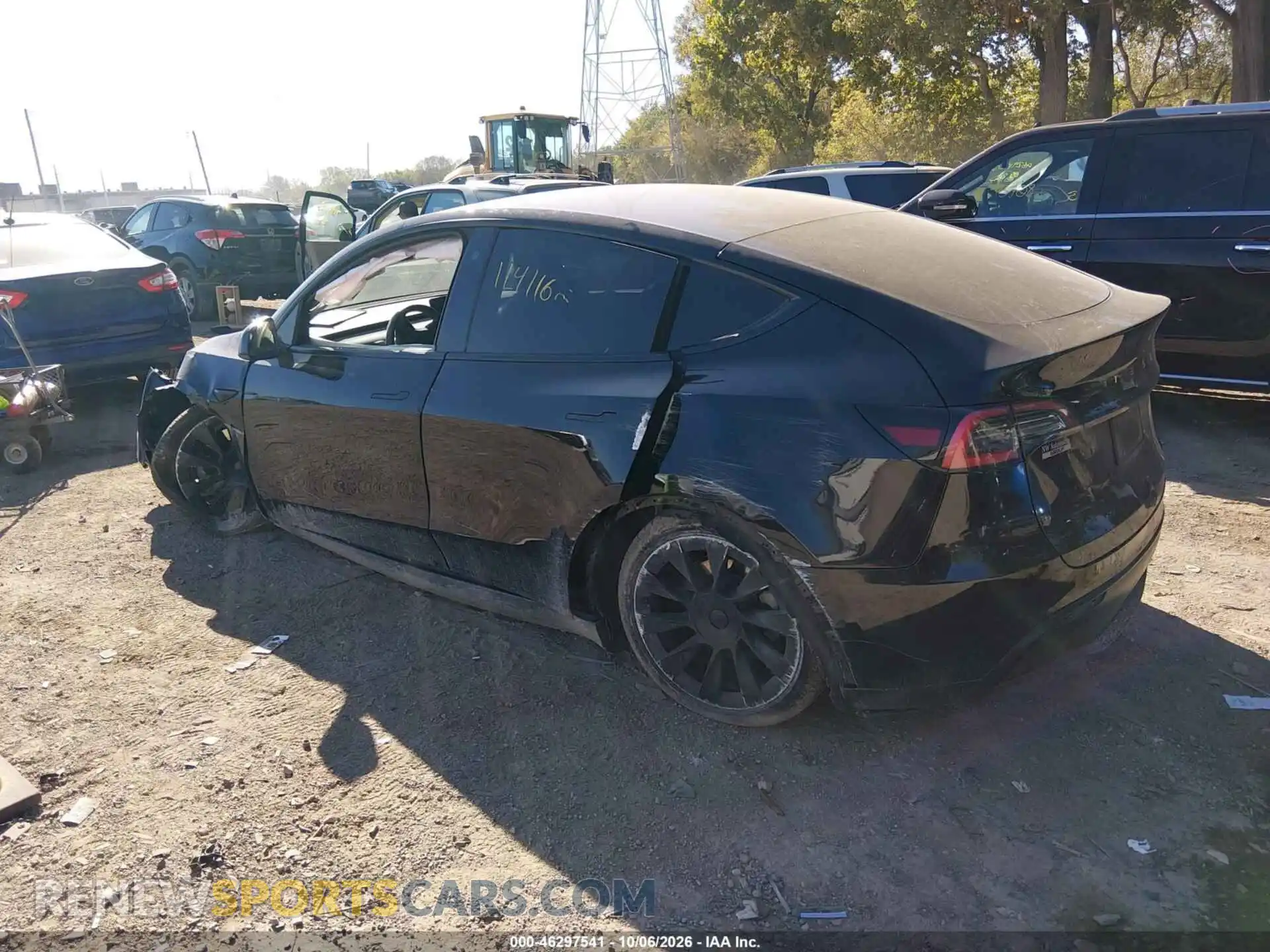 3 Photograph of a damaged car 5YJYGDEE0MF084774 TESLA MODEL Y 2021