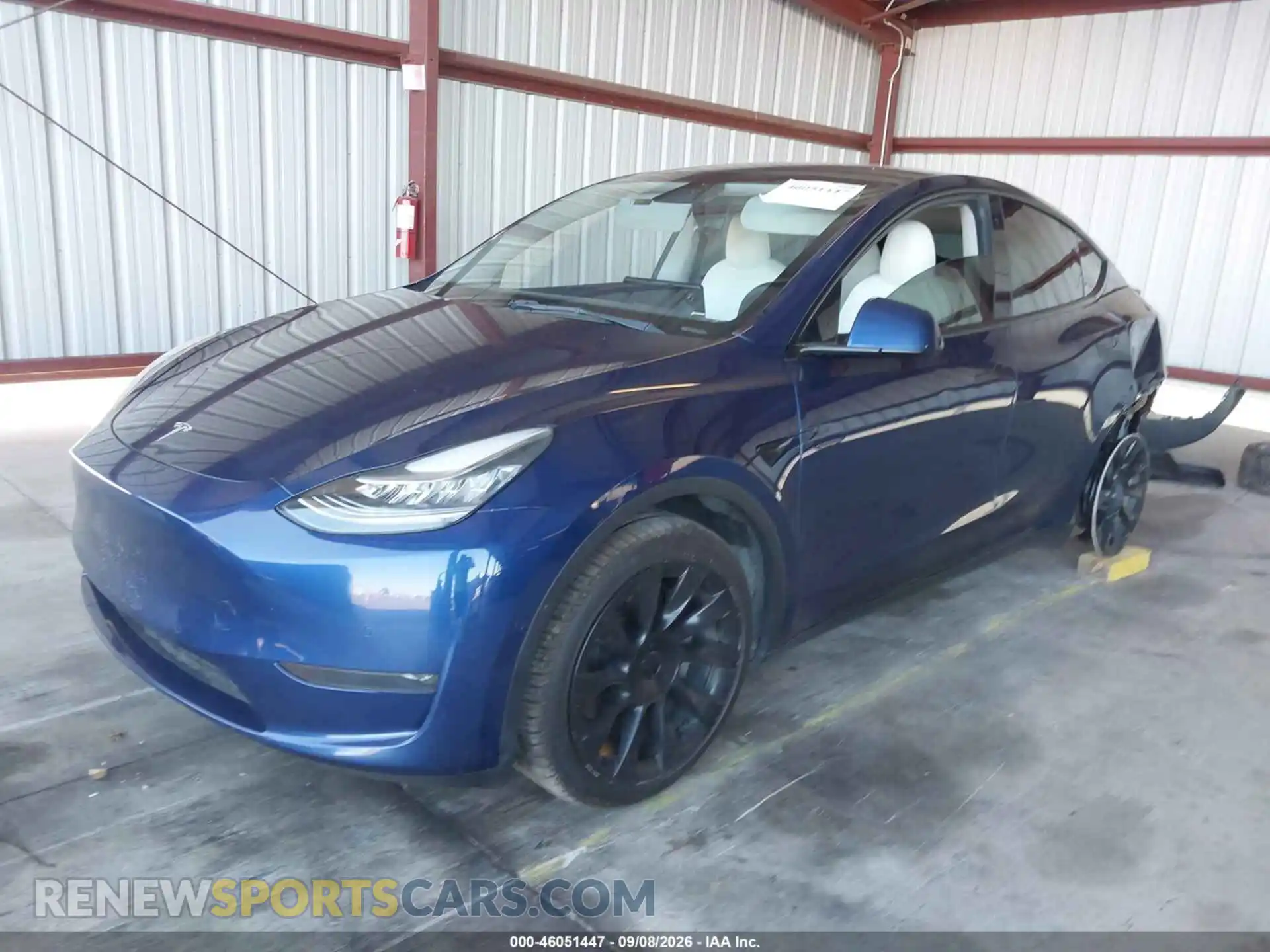 2 fotografías del automóvil dañado 5YJYGDEE0MF098237 TESLA MODEL Y 2021