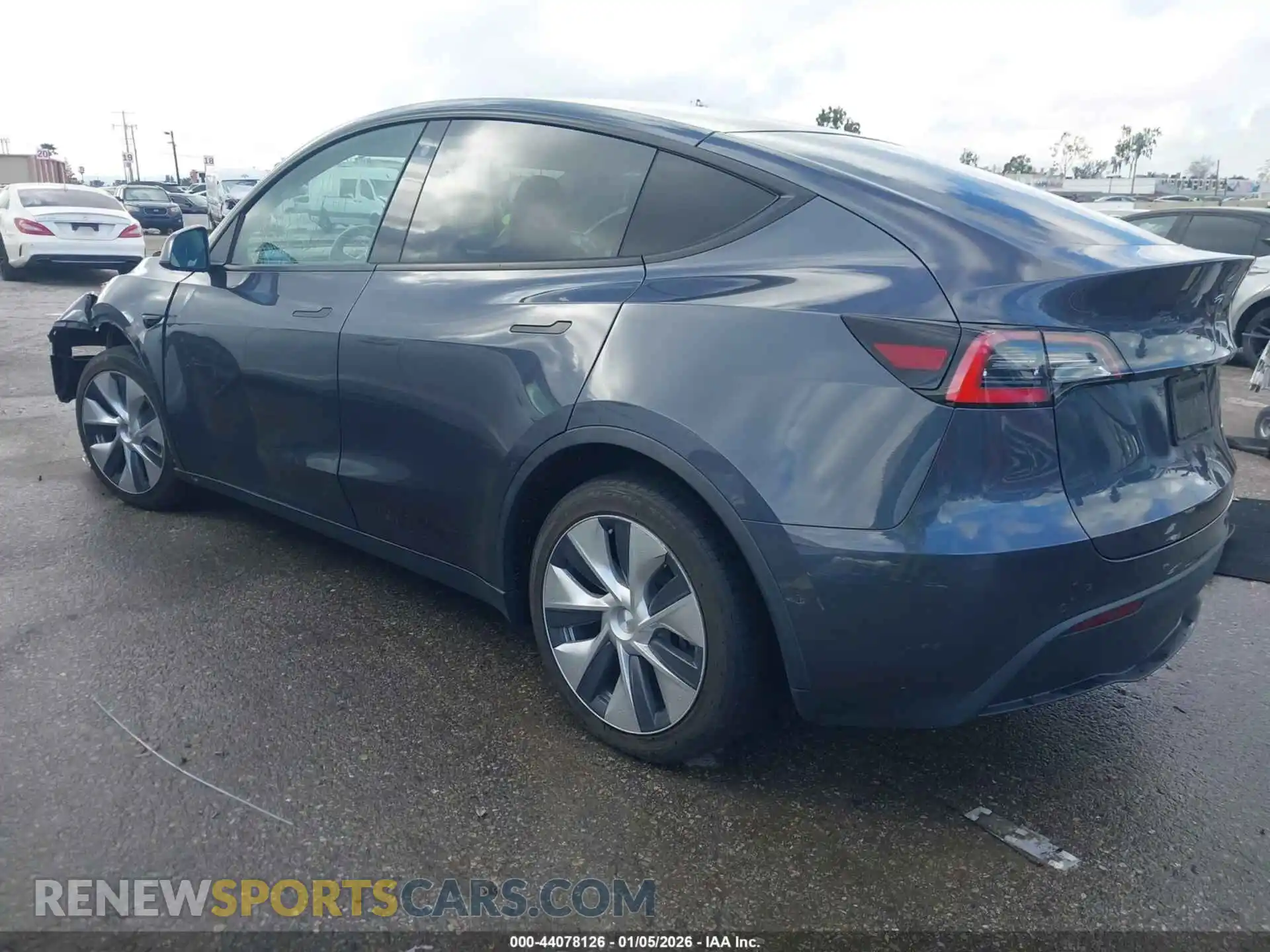 3 Photograph of a damaged car 5YJYGDEE0MF104652 TESLA MODEL Y 2021