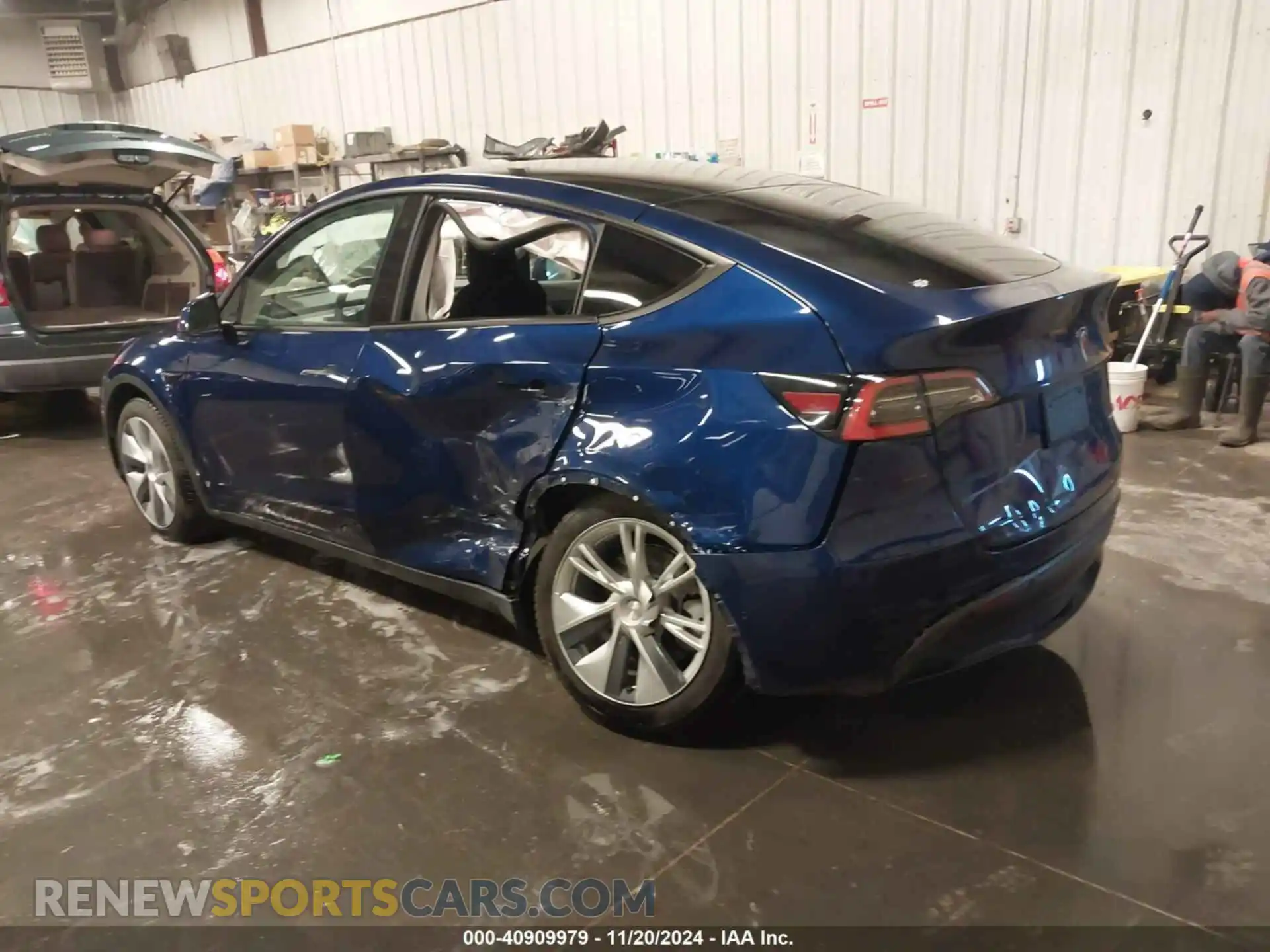 3 Photograph of a damaged car 5YJYGDEE0MF105106 TESLA MODEL Y 2021
