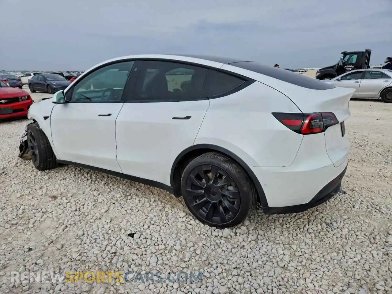 2 Photograph of a damaged car 5YJYGDEE0MF108166 TESLA MODEL Y 2021