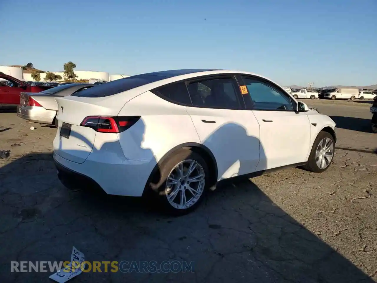3 Photograph of a damaged car 5YJYGDEE0MF109236 TESLA MODEL Y 2021