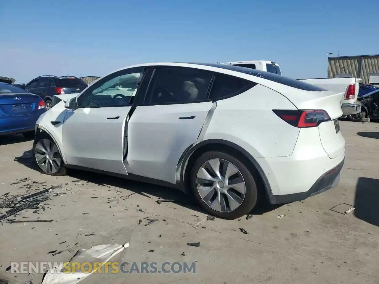 2 Photograph of a damaged car 5YJYGDEE0MF114968 TESLA MODEL Y 2021