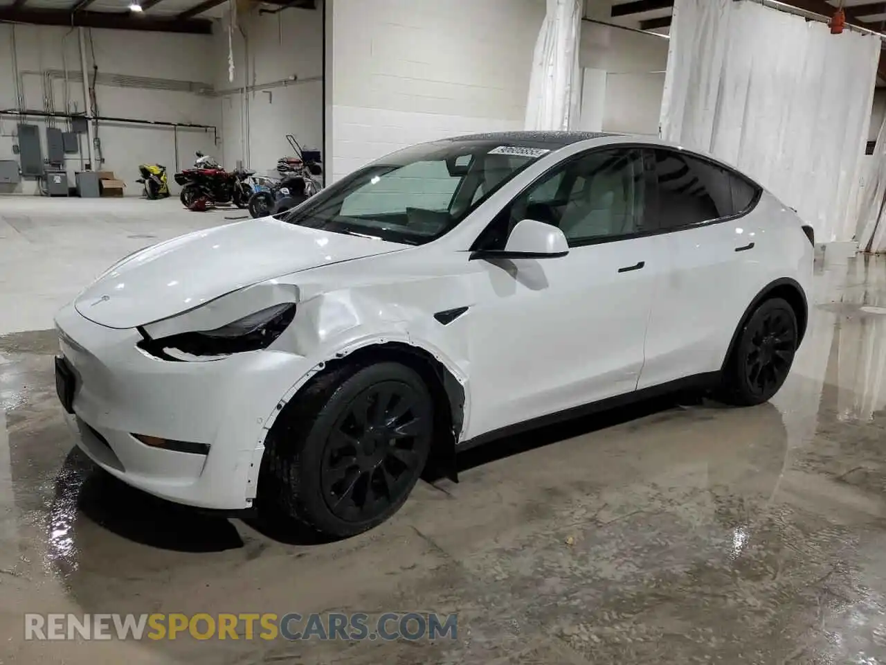 1 Photograph of a damaged car 5YJYGDEE0MF119779 TESLA MODEL Y 2021