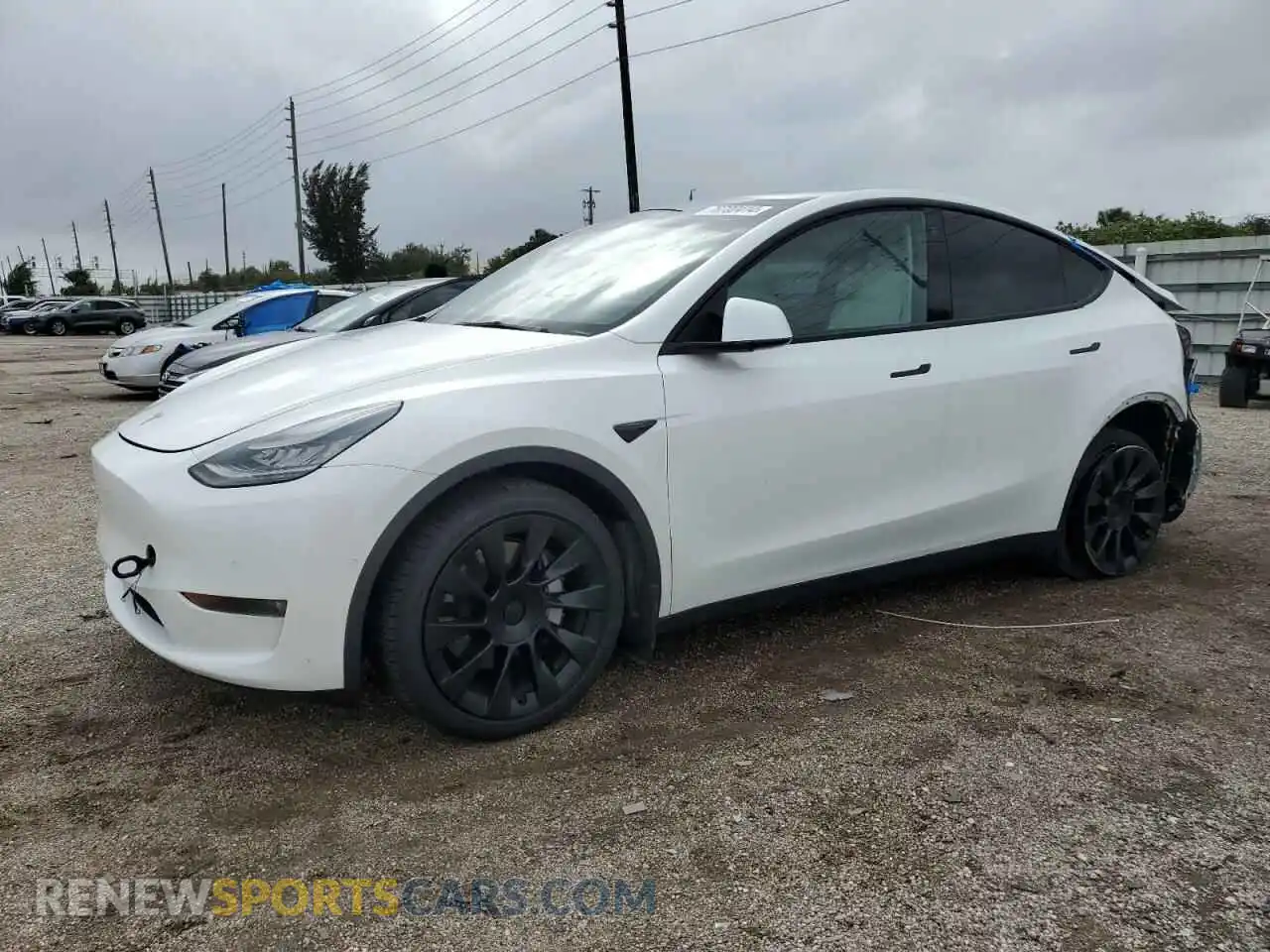 1 Photograph of a damaged car 5YJYGDEE0MF141586 TESLA MODEL Y 2021