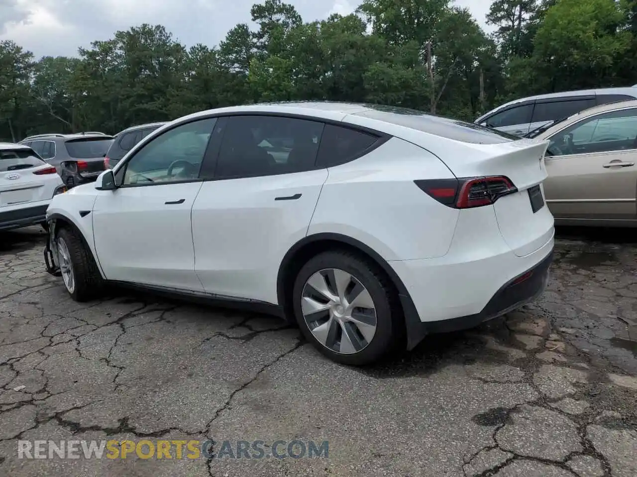 2 Photograph of a damaged car 5YJYGDEE0MF146030 TESLA MODEL Y 2021