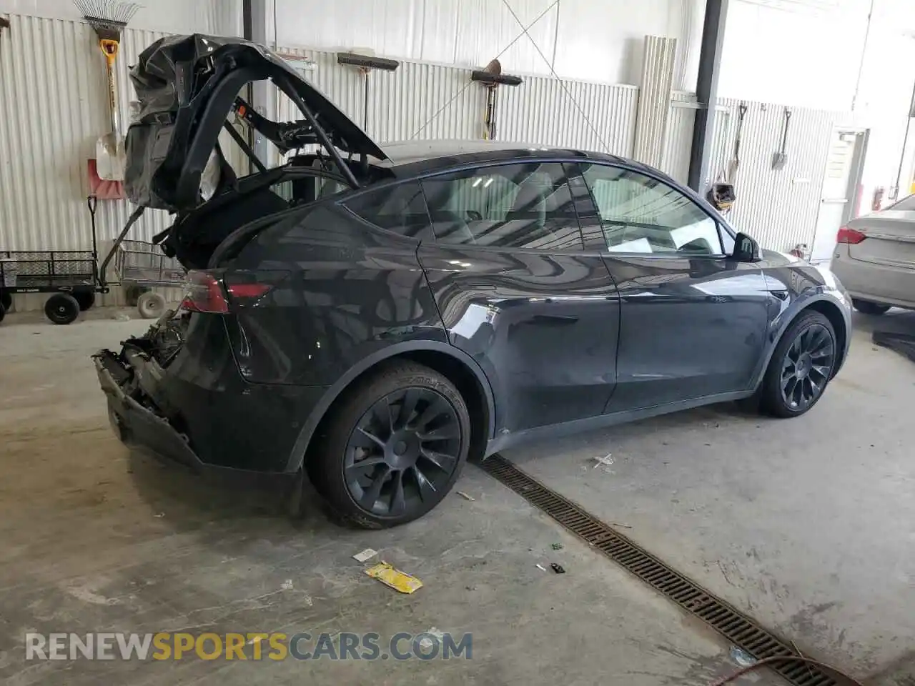 3 Photograph of a damaged car 5YJYGDEE0MF173096 TESLA MODEL Y 2021