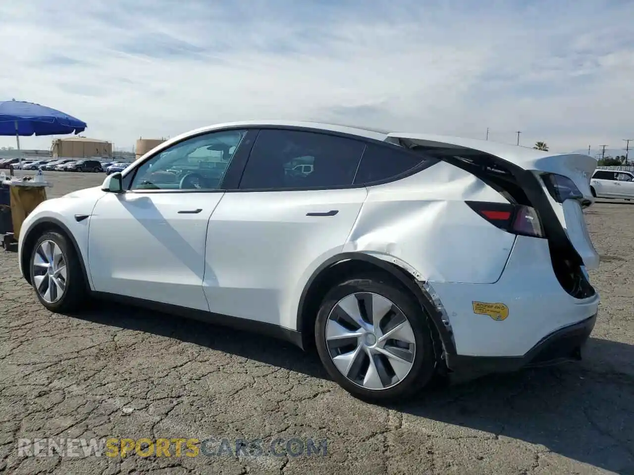 2 Photograph of a damaged car 5YJYGDEE0MF173129 TESLA MODEL Y 2021