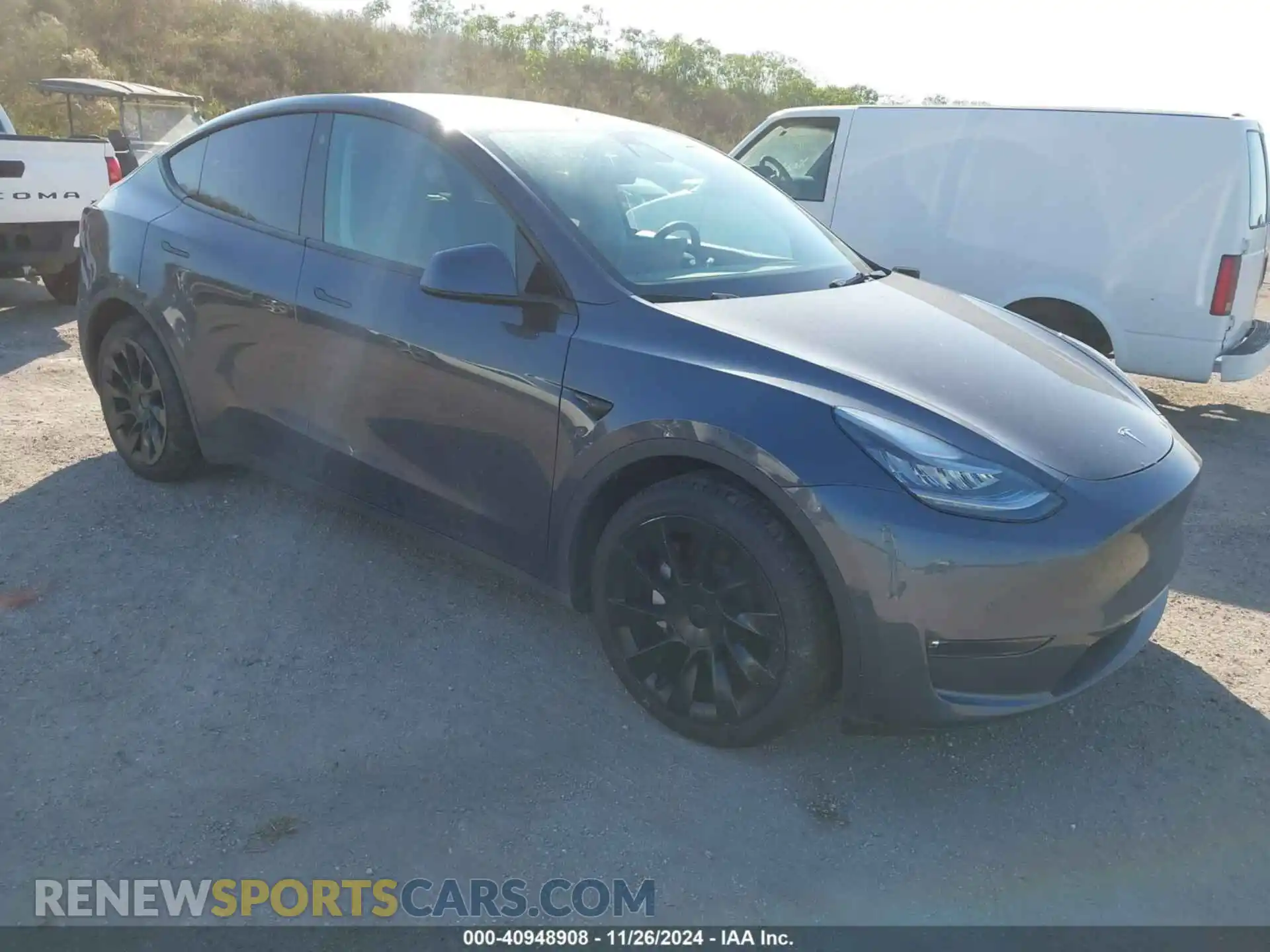 1 Photograph of a damaged car 5YJYGDEE0MF184275 TESLA MODEL Y 2021